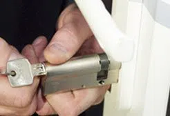 Seattle Lock Master Seattle, WA 206-801-9761 Seattle Lock Master Seattle, WA 206-801-9761 - 4a-Locks-Replaced